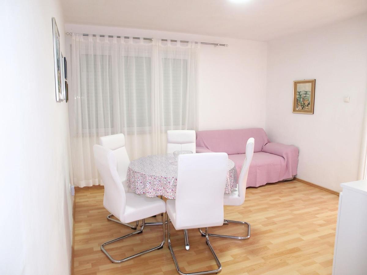Apartmani Igor Makarska Habitación foto