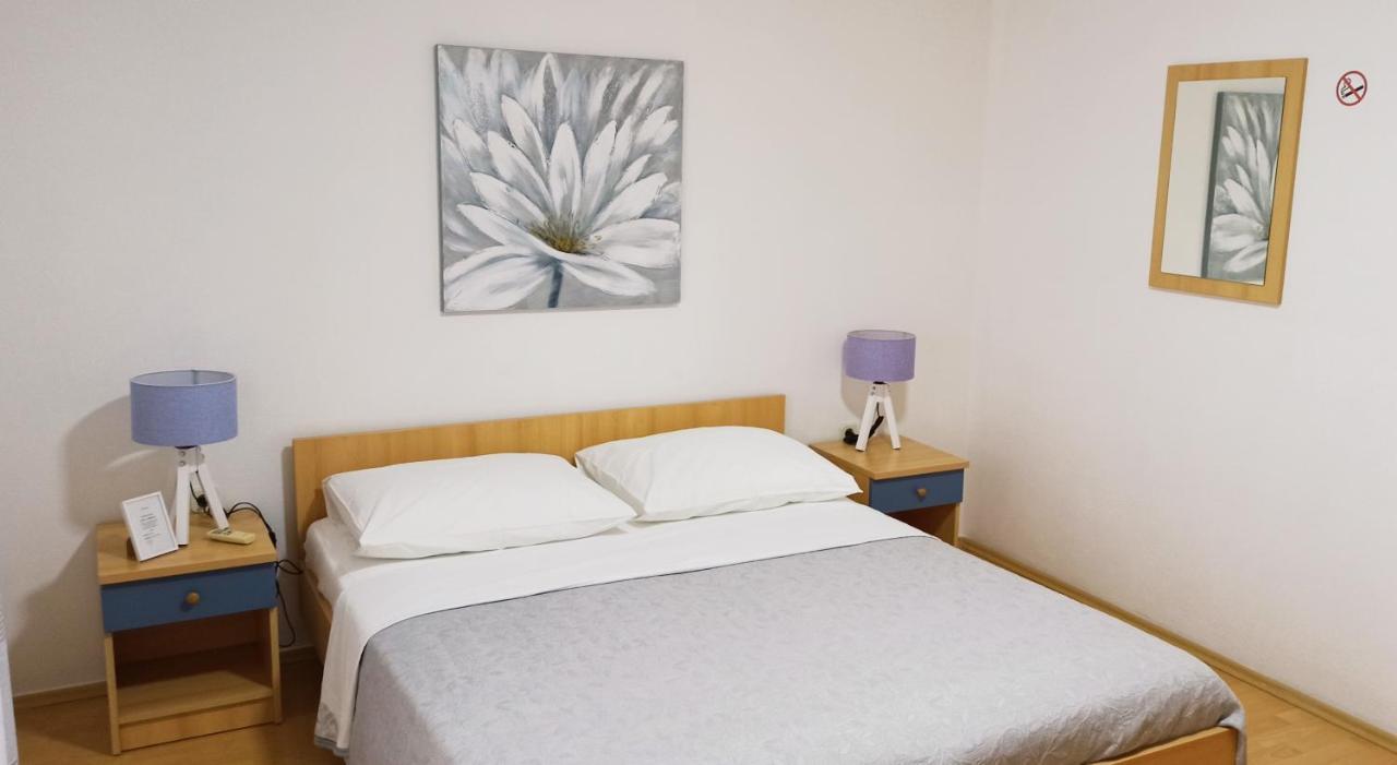Apartmani Igor Makarska Habitación foto